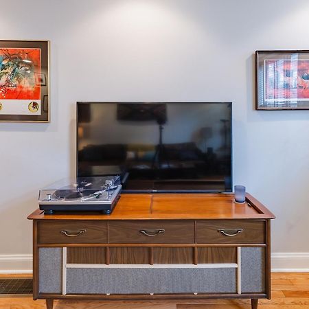Bedroom In Thoughtfully Decorated East Passyunk Home Filadélfia Exterior foto