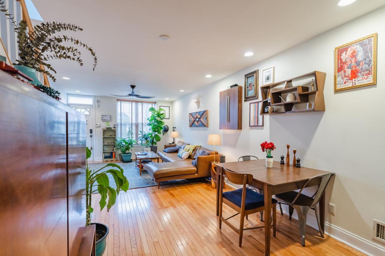 Bedroom In Thoughtfully Decorated East Passyunk Home Filadélfia Exterior foto
